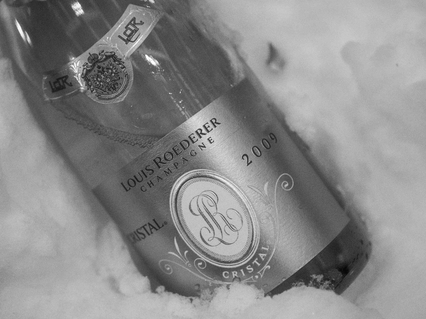 Champagne on ice at Powder Room